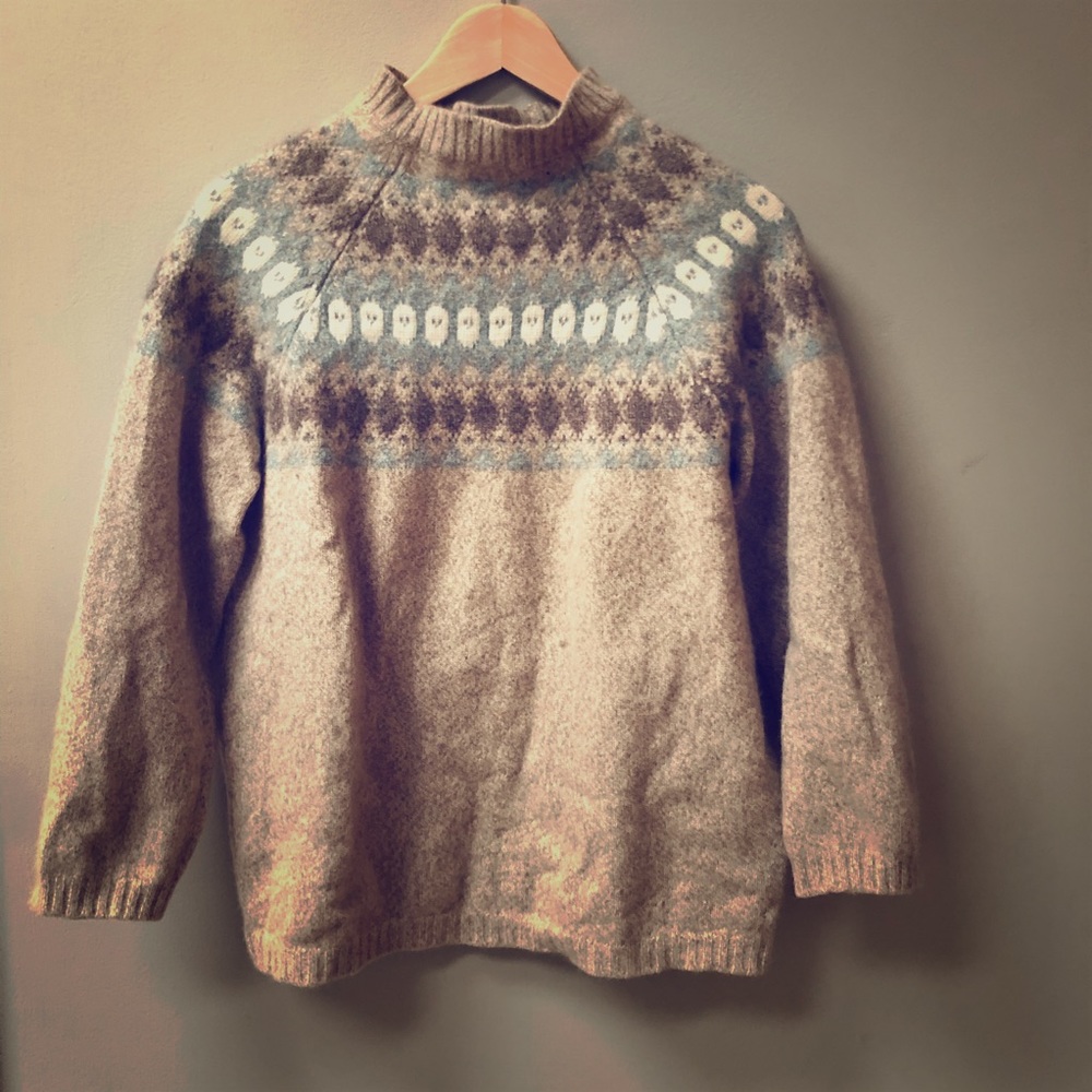 neiman marcus 100% cashmere sweater